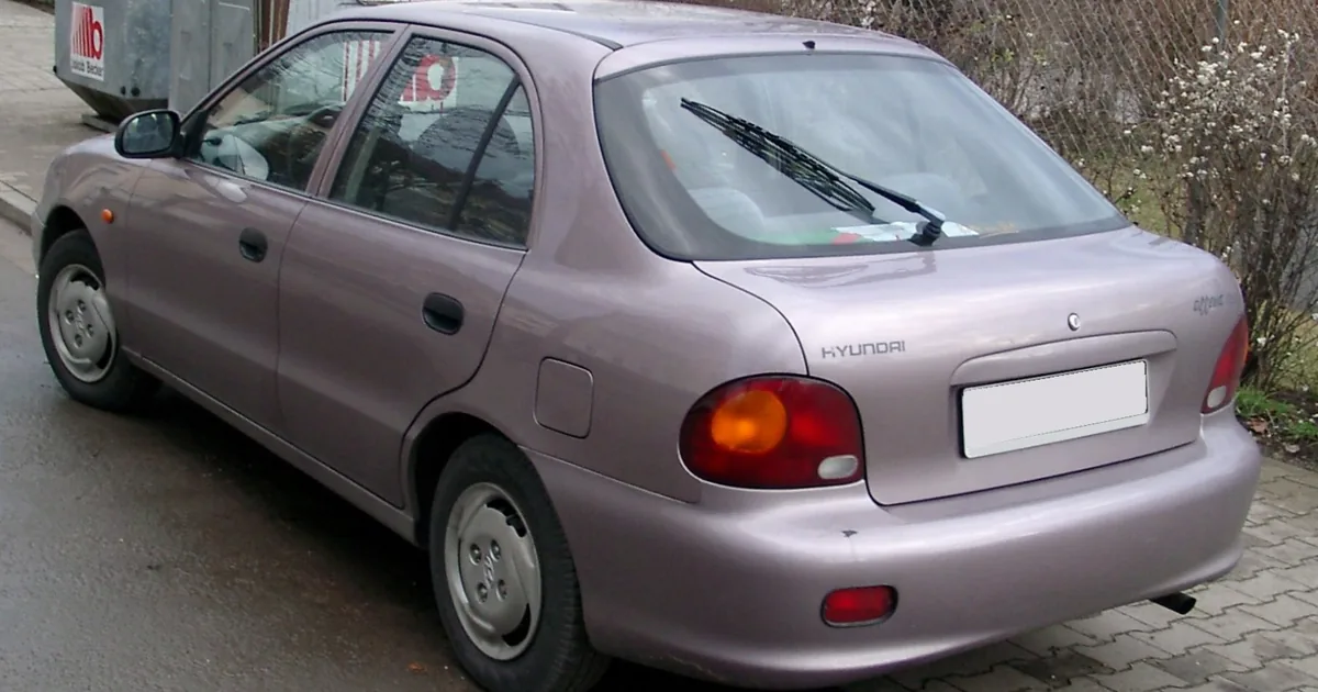 Hyundai Accent Hatchback I