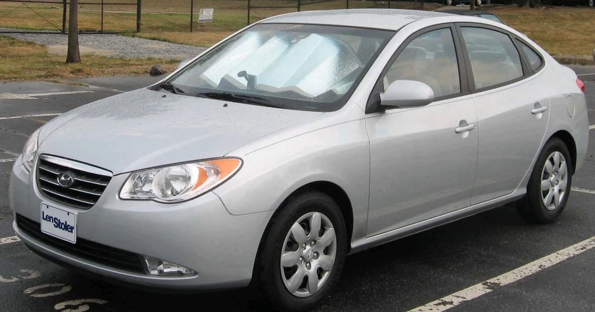Hyundai Elantra IV