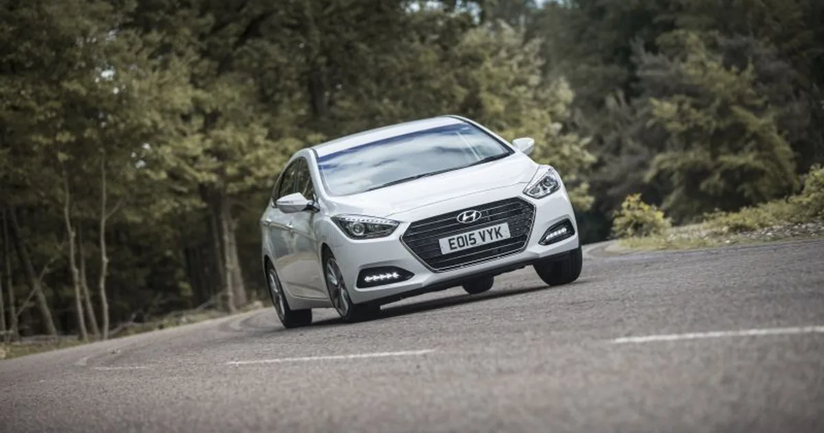 Hyundai i40 Sedan restyling 2015 (2015–2015)