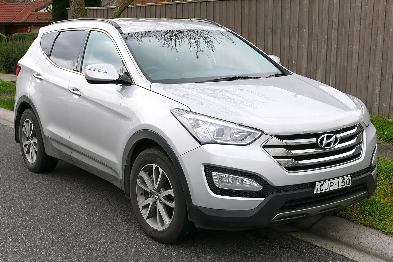 Hyundai Santa Fe Phase 3 (2012–2016)