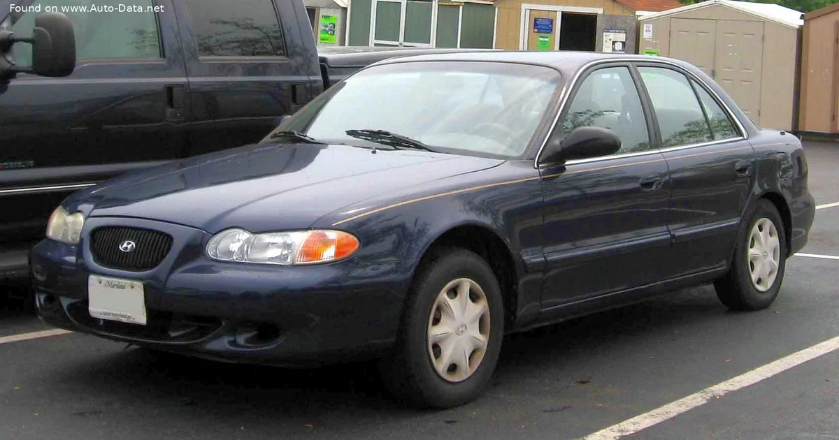 Hyundai Sonata III (Y3, restyling 1996) (1996–1996)