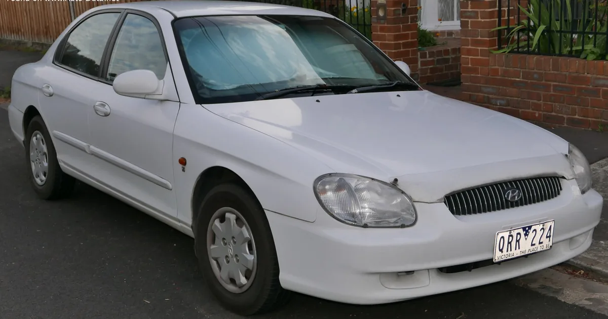 Hyundai Sonata IV (EF)