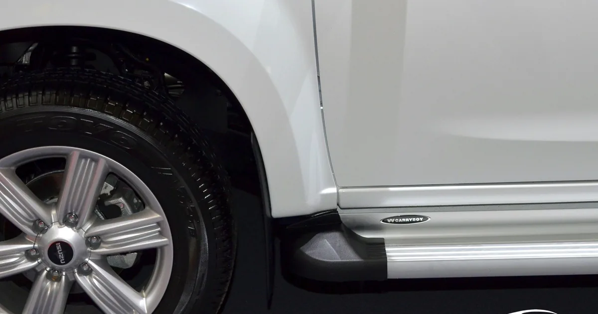 Isuzu D-Max II facelift 2017 (2017–2017)