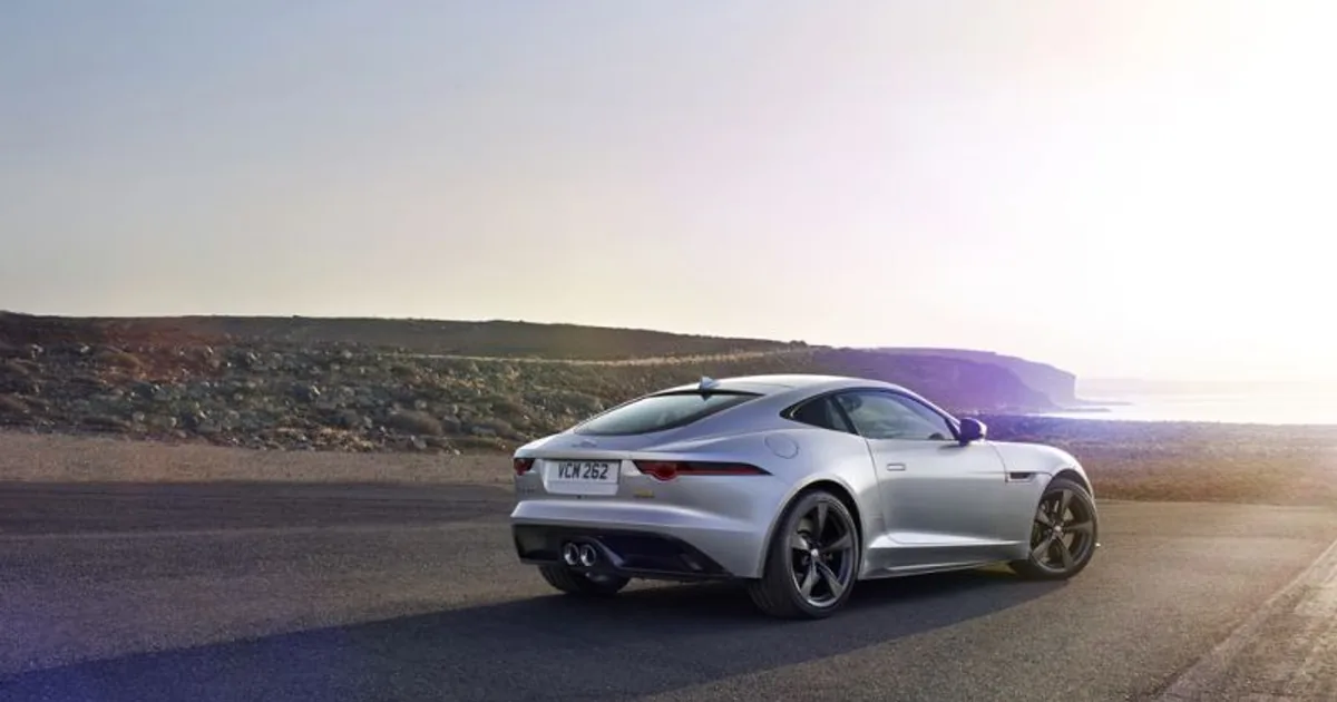 Jaguar F-Type Coupe restyling 2017 (2017–2017)
