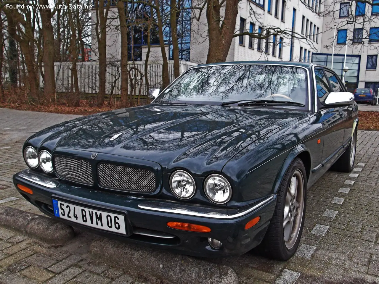 Jaguar XJ (X308) (1997–2003)