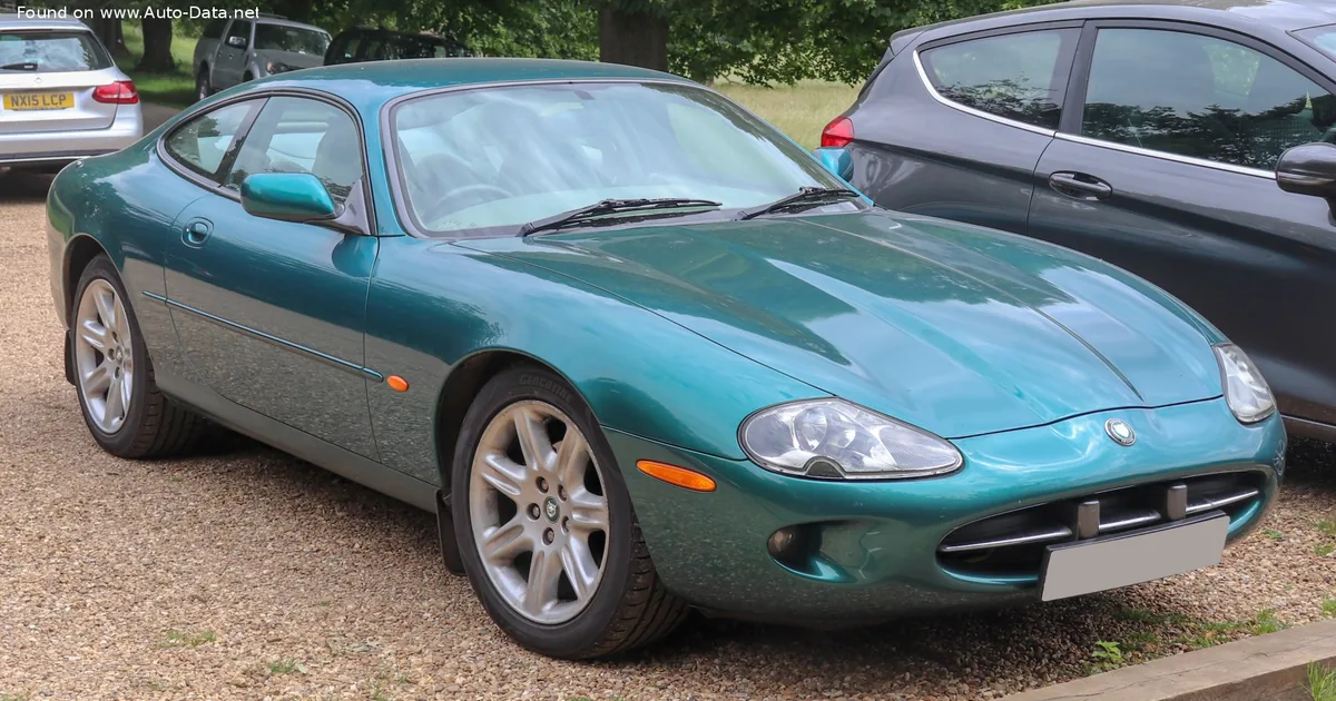 Jaguar XK Coupe (X100)
