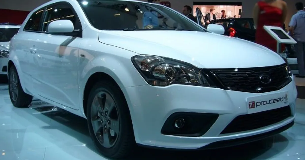 Kia Pro Cee'd I (Facelift 2011) (2011–2011)