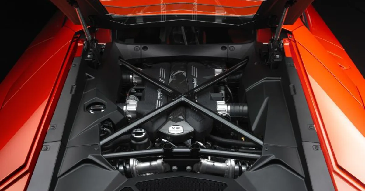 Lamborghini Aventador LP 700-4 Coupe