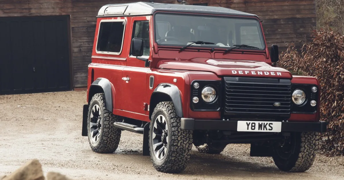 Land Rover Defender 90 Works V8