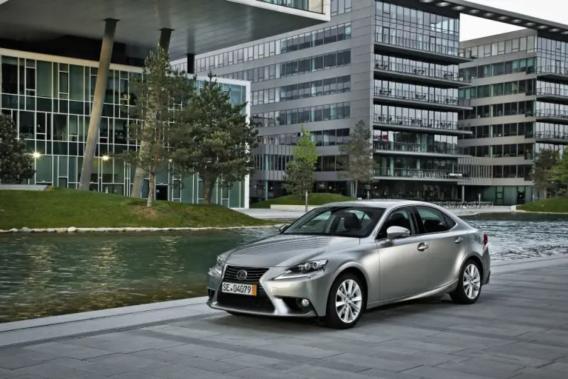 Lexus IS III (2013-Presente)