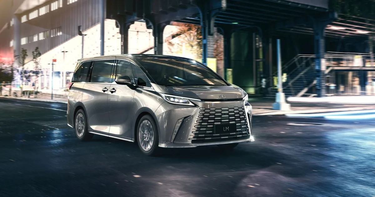 Lexus LM II (2023-Presente)