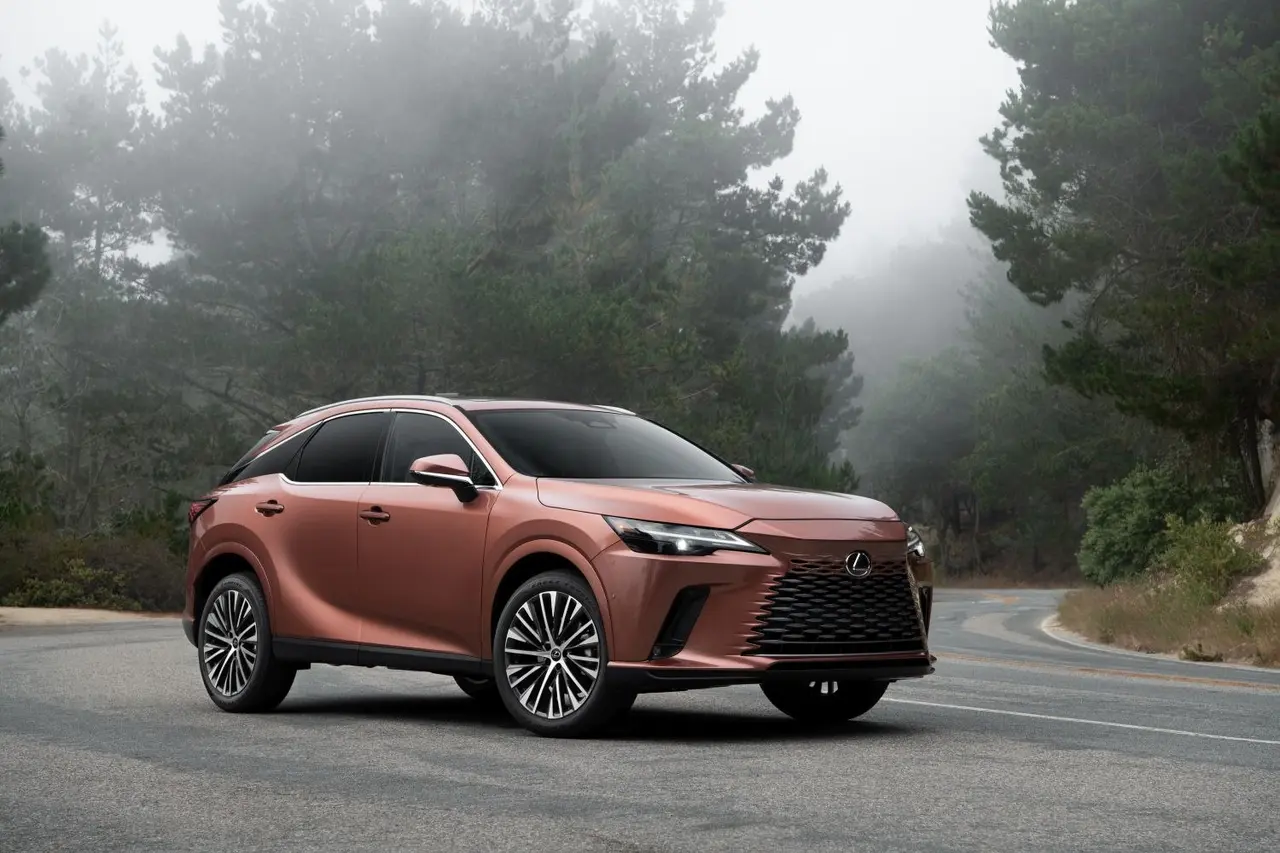 Lexus RX V (2022-Presente)