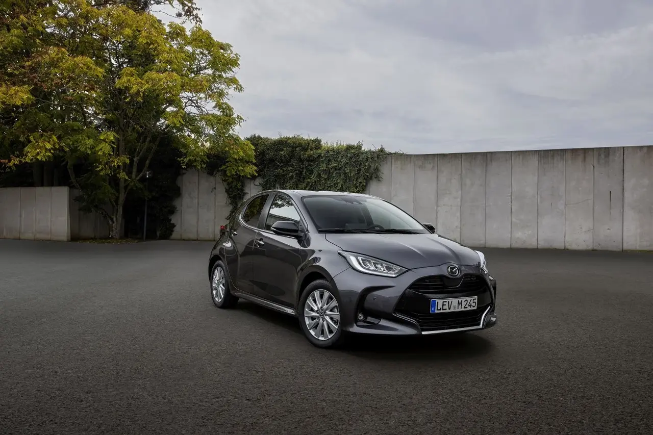 Mazda Mazda2 Hybrid (XP21) (2022-Presente)