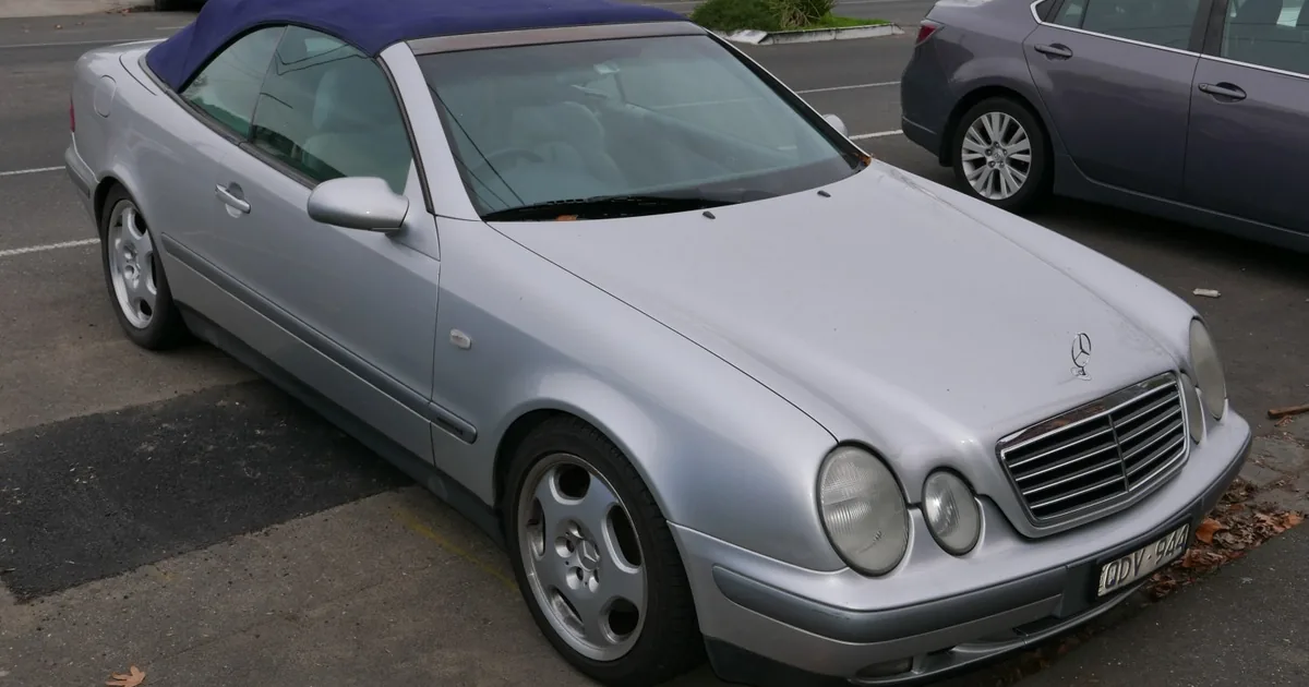 Mercedes-Benz CLK (A208)