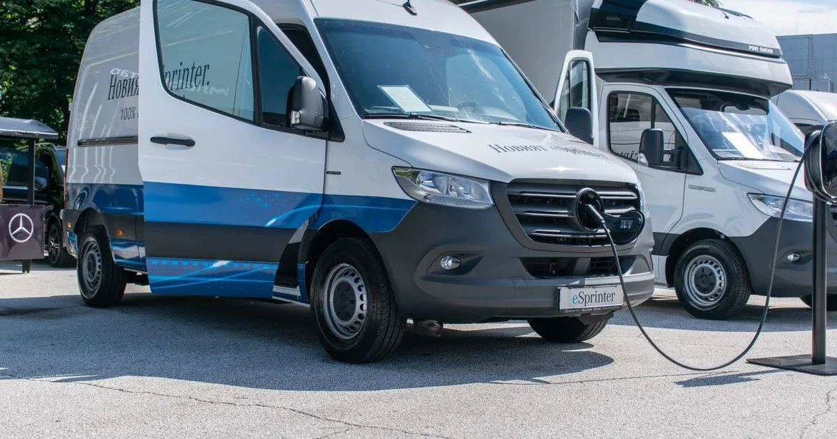 Mercedes-Benz eSprinter Panel Van (W907/W910)