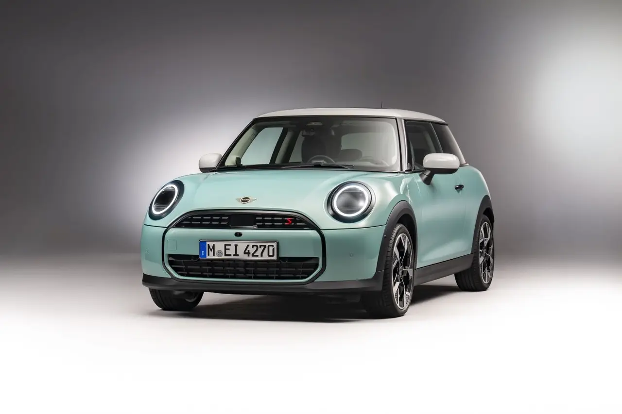 Mini Mini IV (2024-Presente)