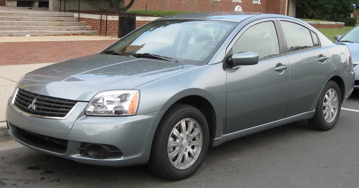 Mitsubishi Galant IX
