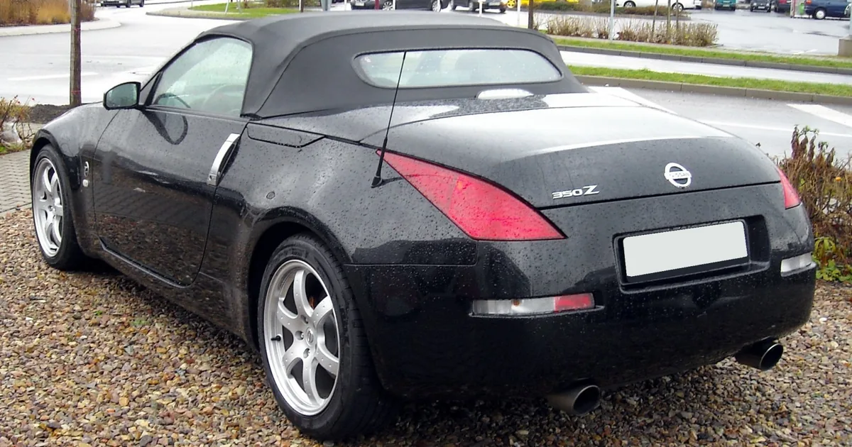 Nissan 350Z Roadster (Z33)