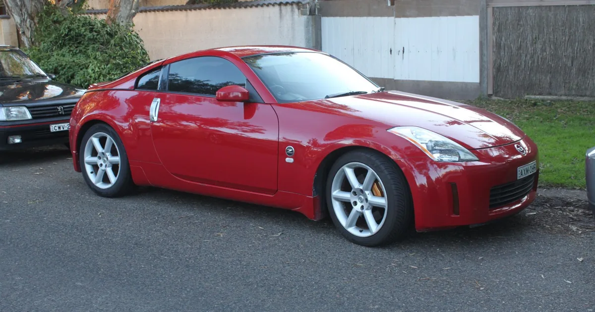 Nissan 350Z (Z33)