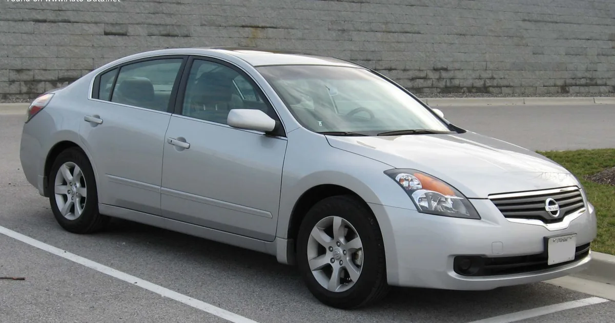 Nissan Altima IV