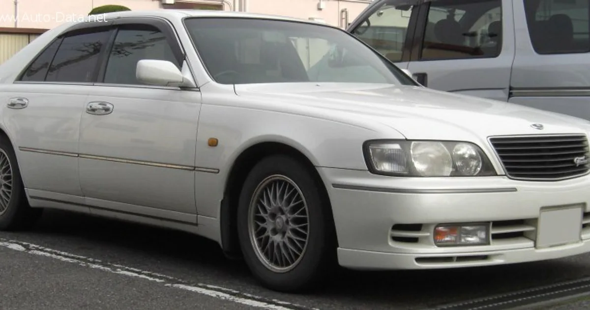 Nissan Cima (FY33)