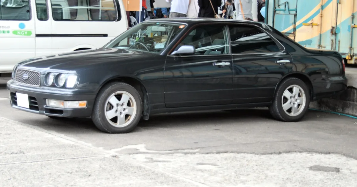 Nissan Gloria (Y33)