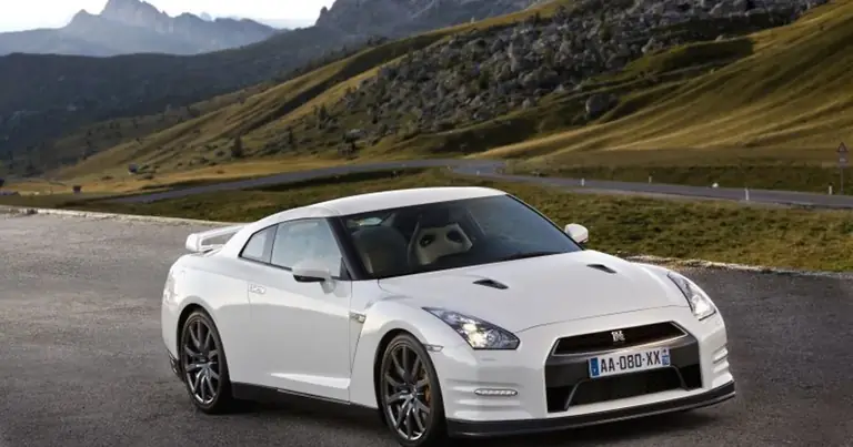 Nissan GT-R (R35, facelift 2010) (2010-2016)