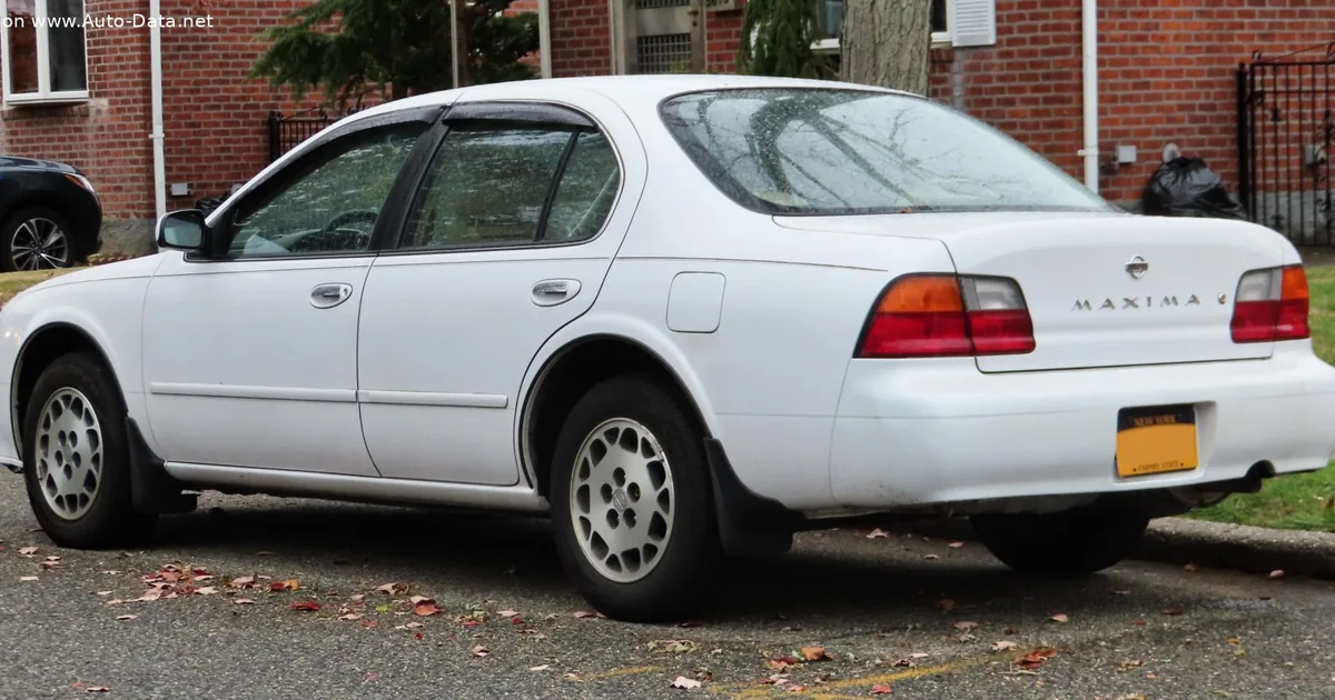 Nissan Maxima QX IV (A32)