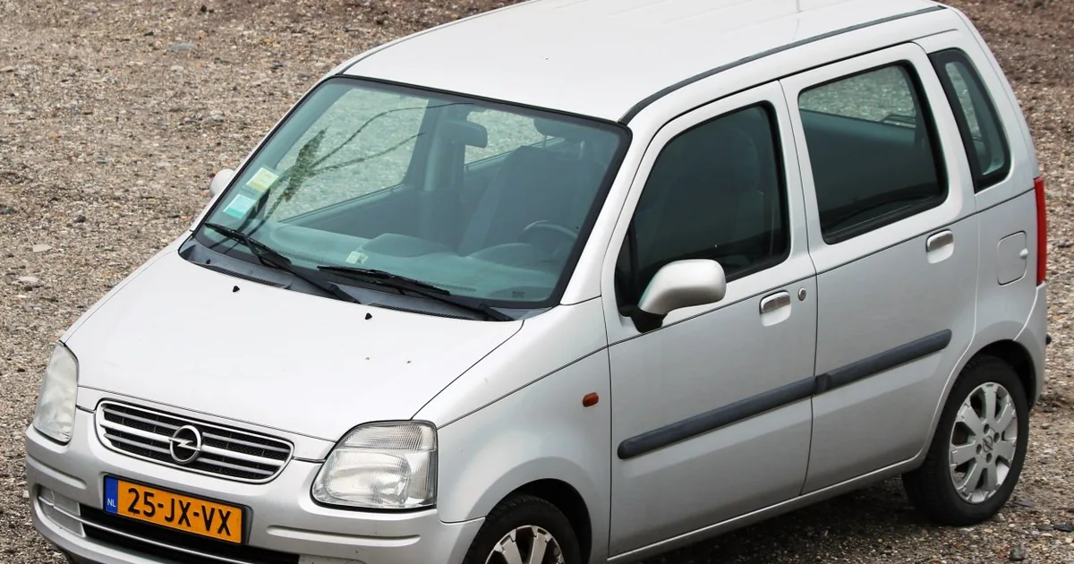 Opel Agila I