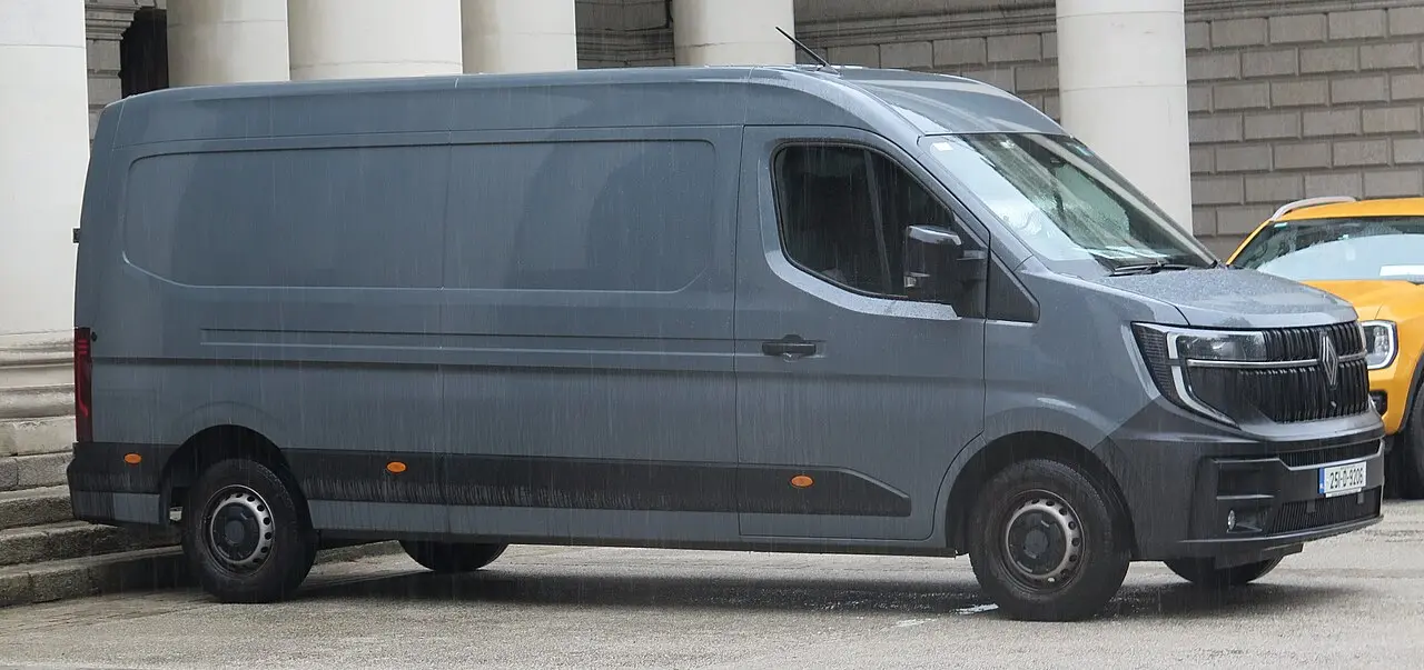 Renault Master III (Phase III, 2019) Crew Van (2019–2019)