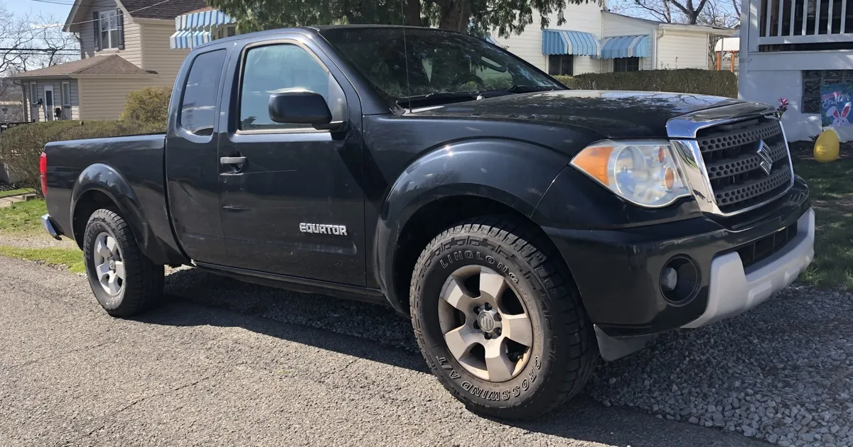 Suzuki Equator Extended Cab