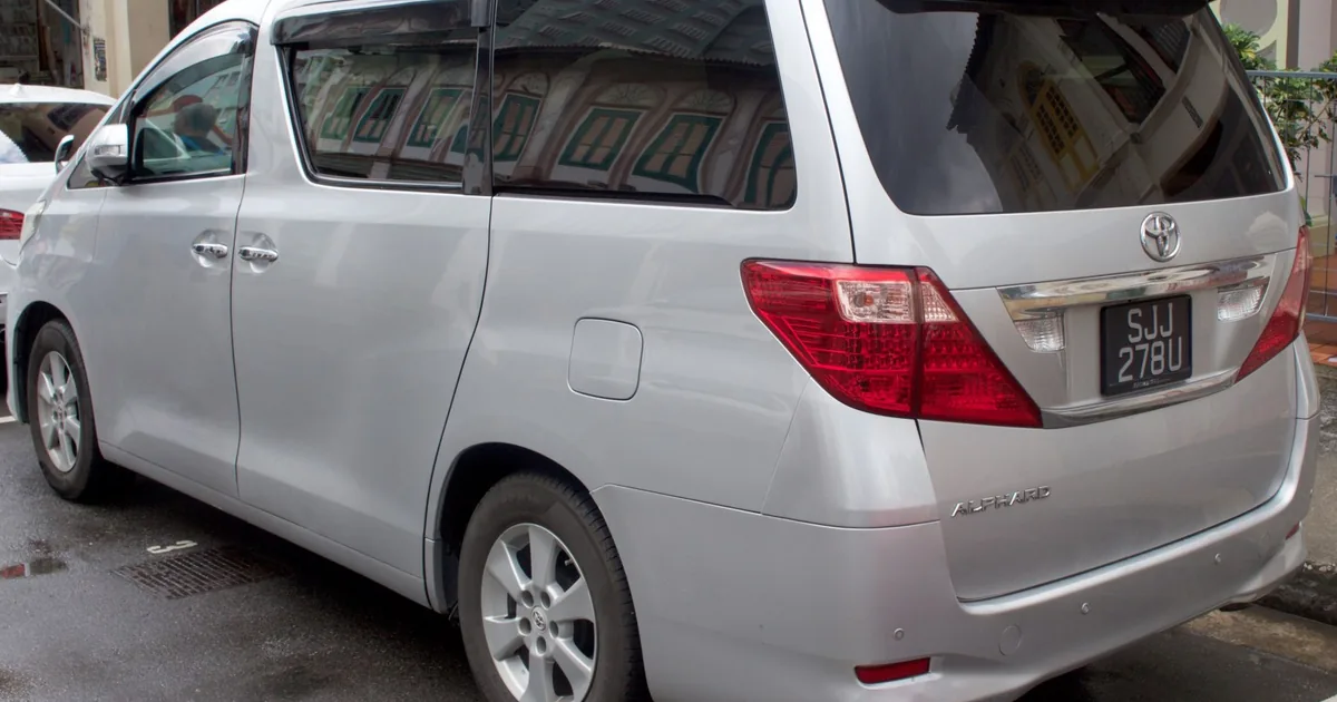 Toyota Alphard II