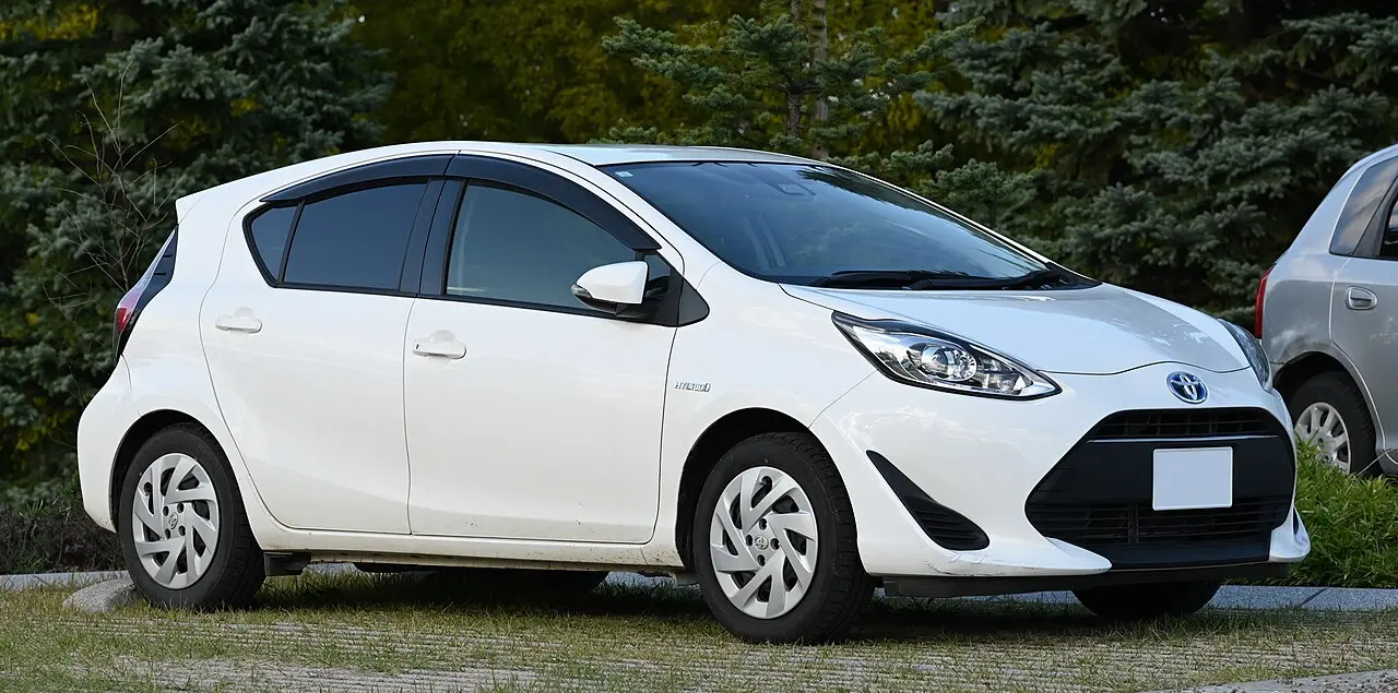 Toyota Aqua II (facelift 2025) (2025-Presente)