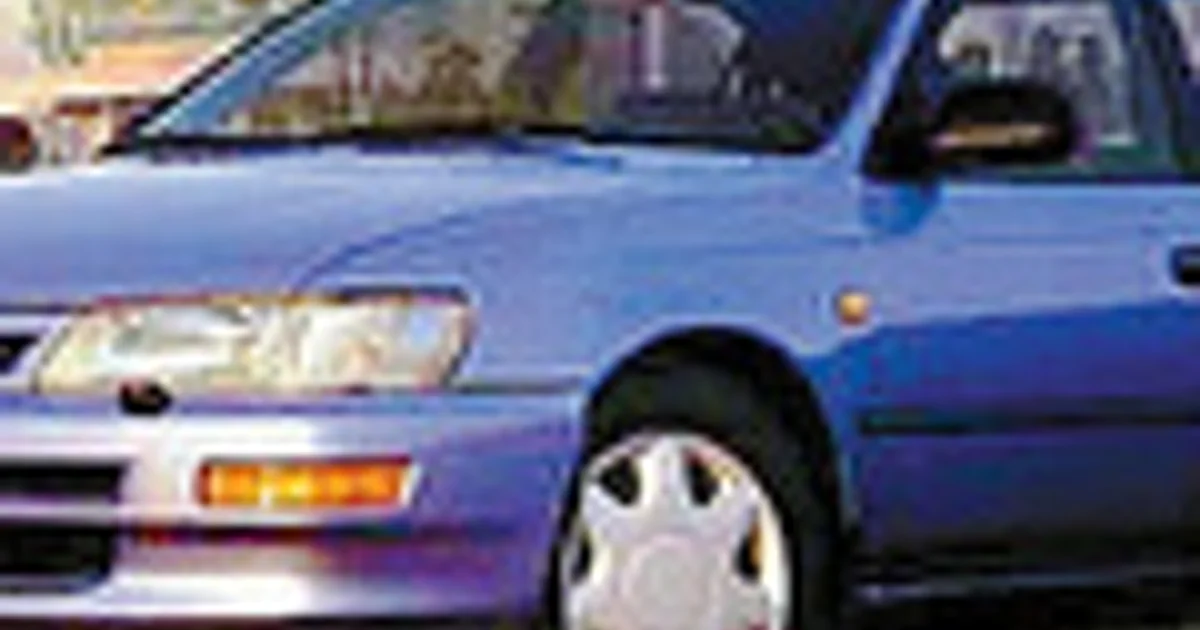 Toyota Corolla Hatch VII (E100)