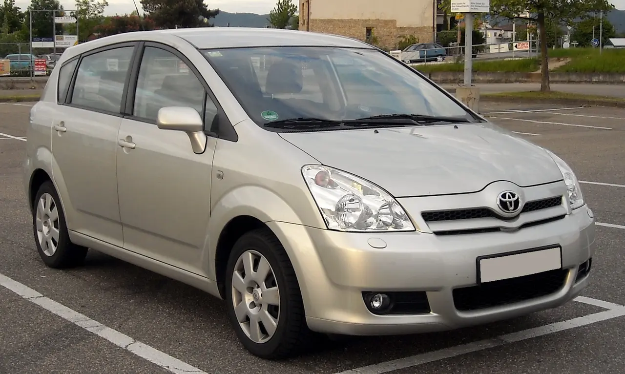 Toyota Corolla Verso II (AR10) (2004-2009)