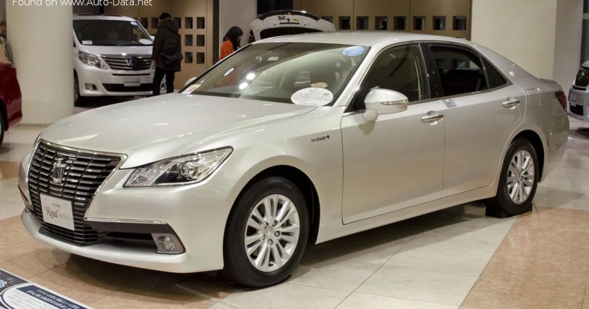 Toyota Crown XIV Royal (S210)