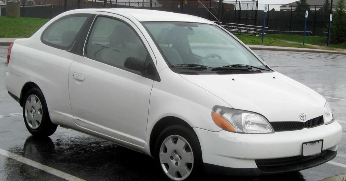 Toyota Echo Coupe