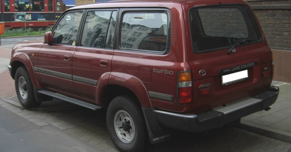 Toyota Land Cruiser (J80)