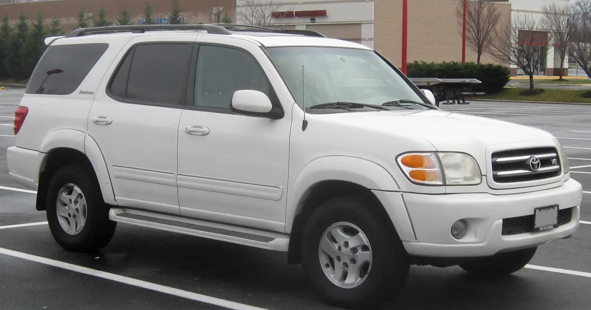 Toyota Sequoia I