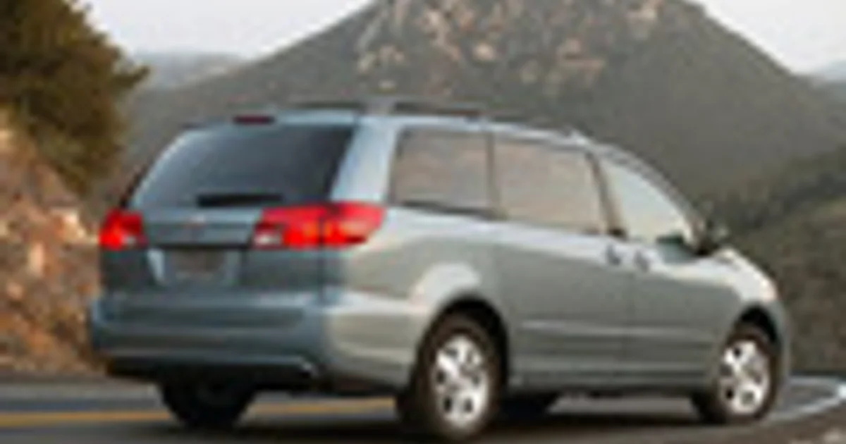 Toyota Sienna II
