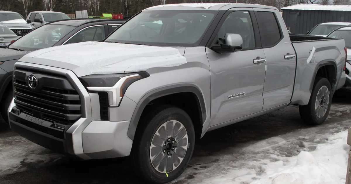 Toyota Tundra III Double Cab Standard Bed