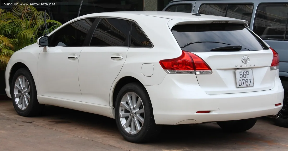 Toyota Venza I (AV10)