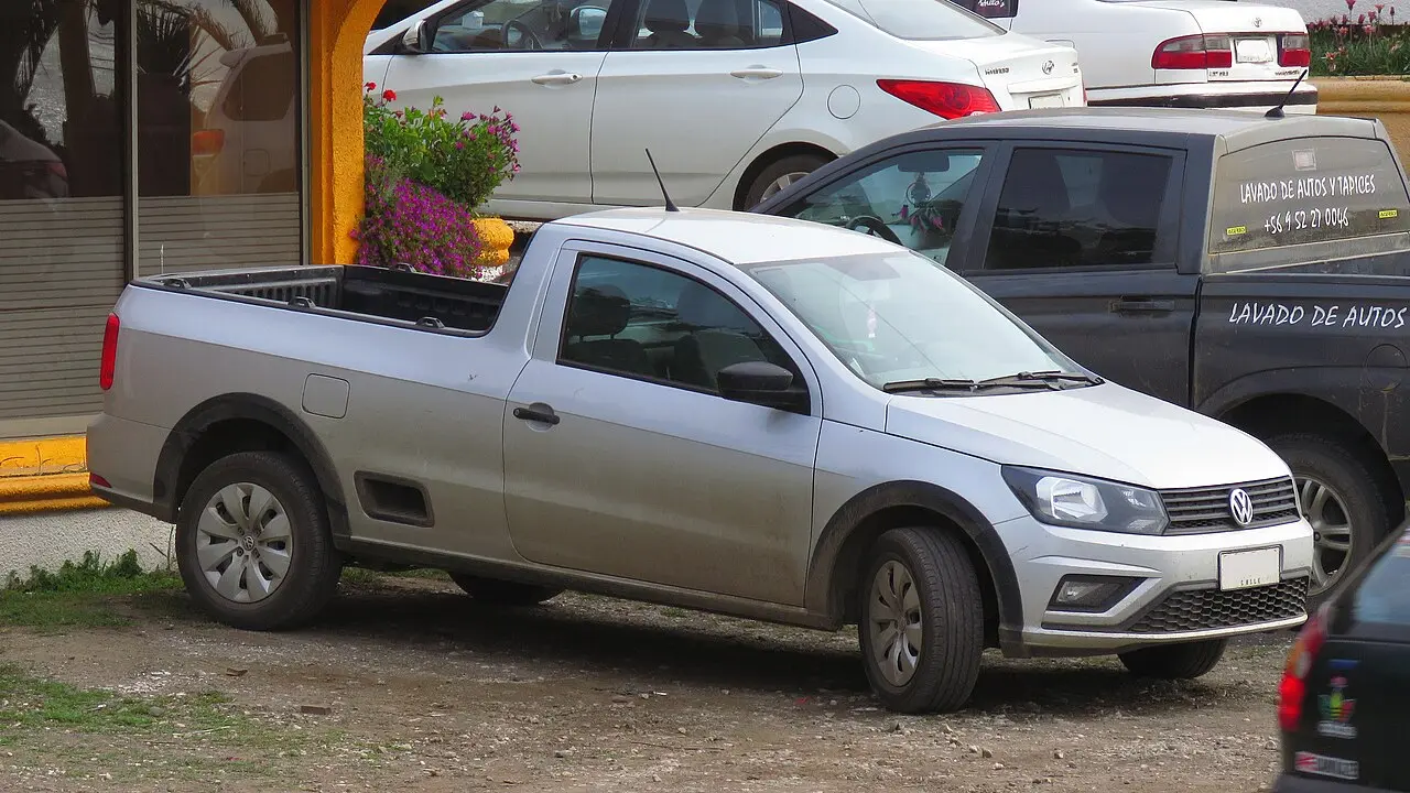 Volkswagen Saveiro III (G5, facelift 2017) Extended Cab Cross (2017–2017)