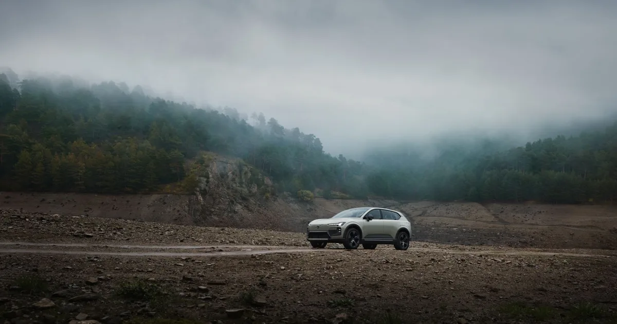 Volvo EX60 Cross Country